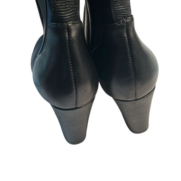 Donald J Pliner Black Platform Leather Boots(Size 10M) - Picture 7 of 11